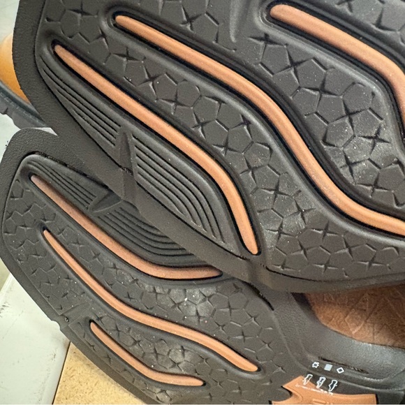 Ariat Brown Round Up western Wide Square Toe StretchFit cowboy boots - Picture 12 of 13